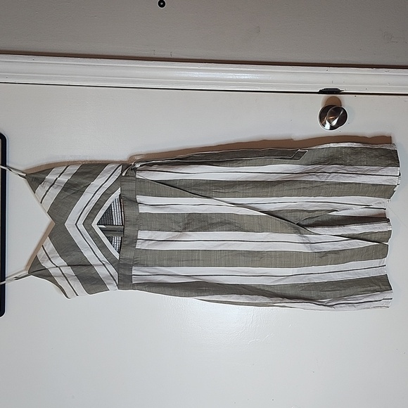 Express Gray and White Striped Midi Dress - Picture 3 of 10